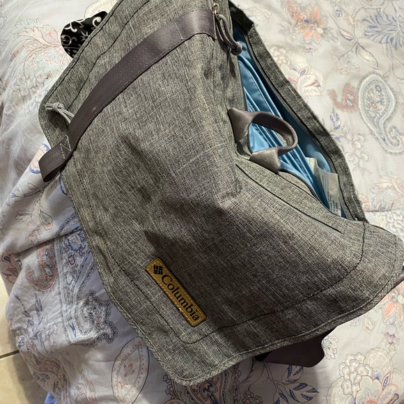 Diaper bag - Picture 2 of 3